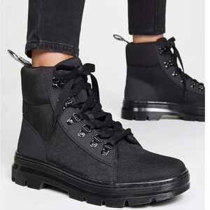 Dr. Martens womens Combs W Combat Boot, size 8